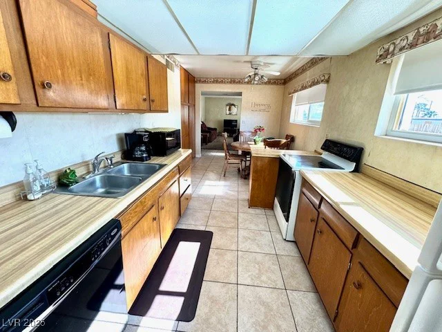 4964 Dunkirk, Las Vegas, NV 89121