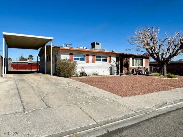 4964 Dunkirk, Las Vegas, NV 89121