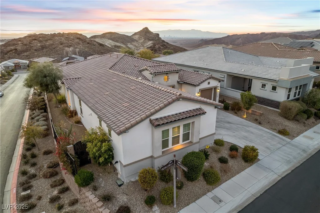 1 Vicolo Bella, Henderson, NV 89011