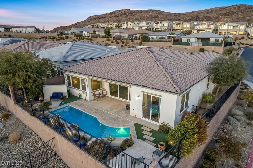 1 Vicolo Bella, Henderson, NV 89011