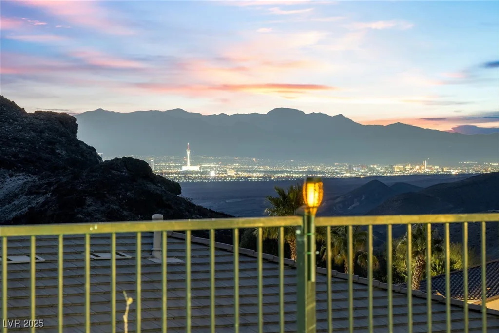 1 Vicolo Bella, Henderson, NV 89011