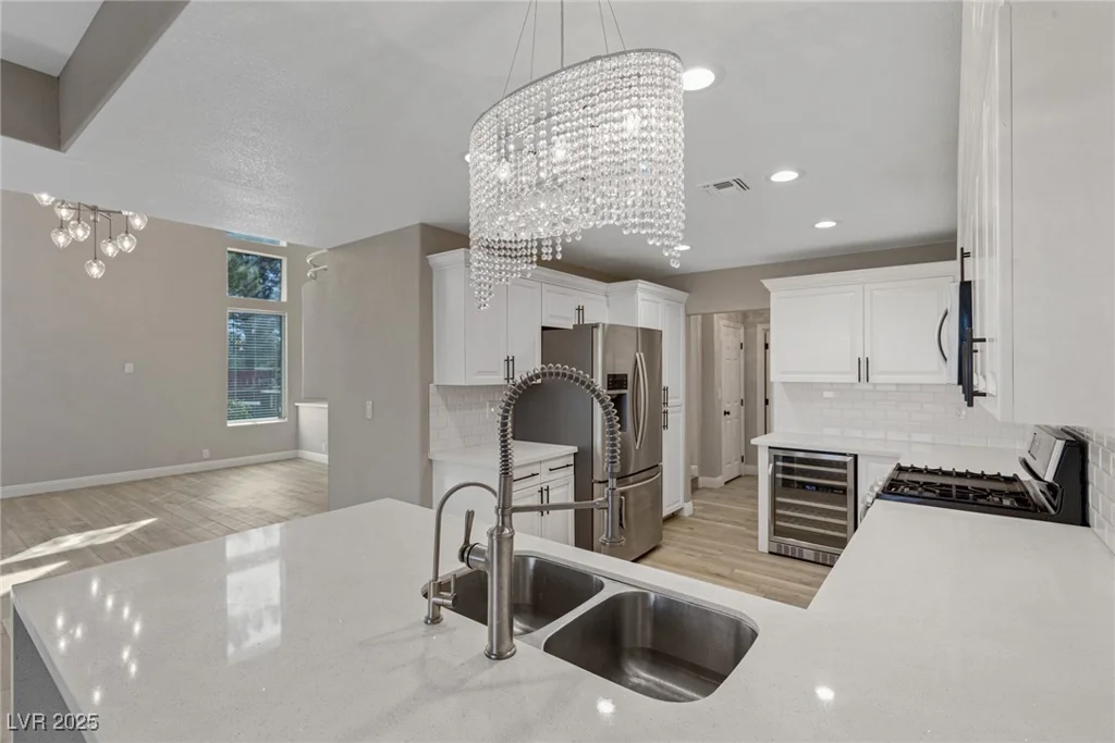 8481 Heather Downs, Las Vegas, NV 89113