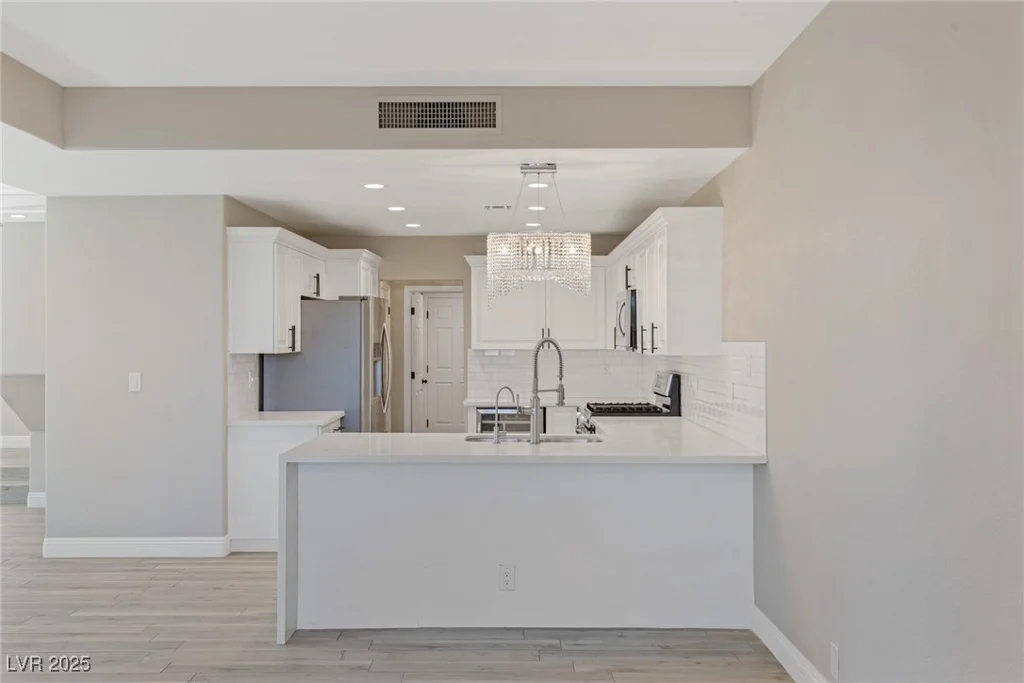 8481 Heather Downs, Las Vegas, NV 89113