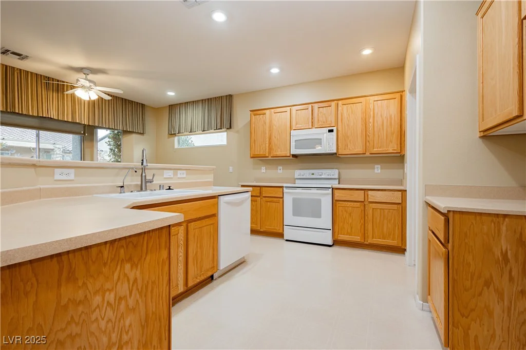 2856 Sapphire Desert, Henderson, NV 89052