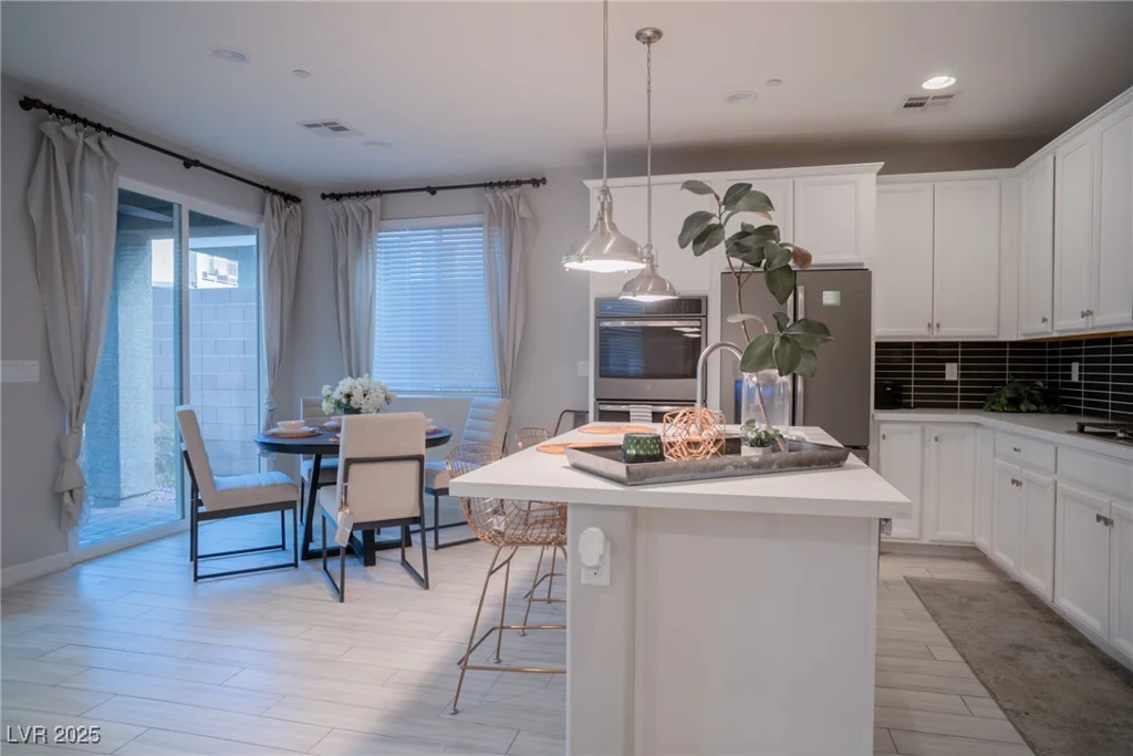 343 Cadence Vista, Henderson, NV 89011