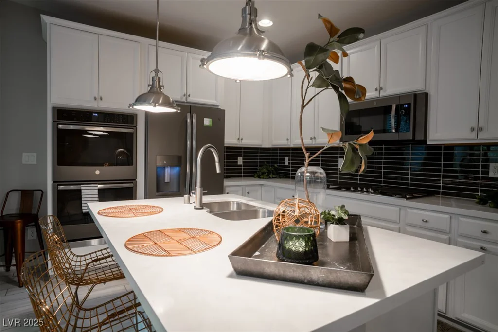 343 Cadence Vista, Henderson, NV 89011