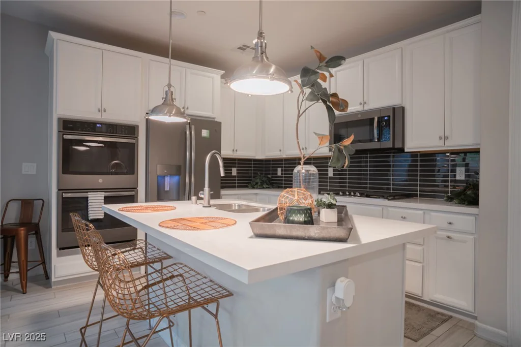 343 Cadence Vista, Henderson, NV 89011
