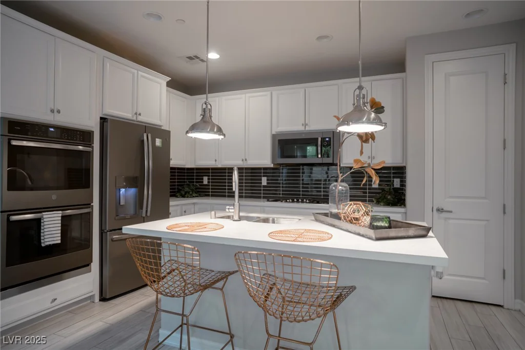 343 Cadence Vista, Henderson, NV 89011