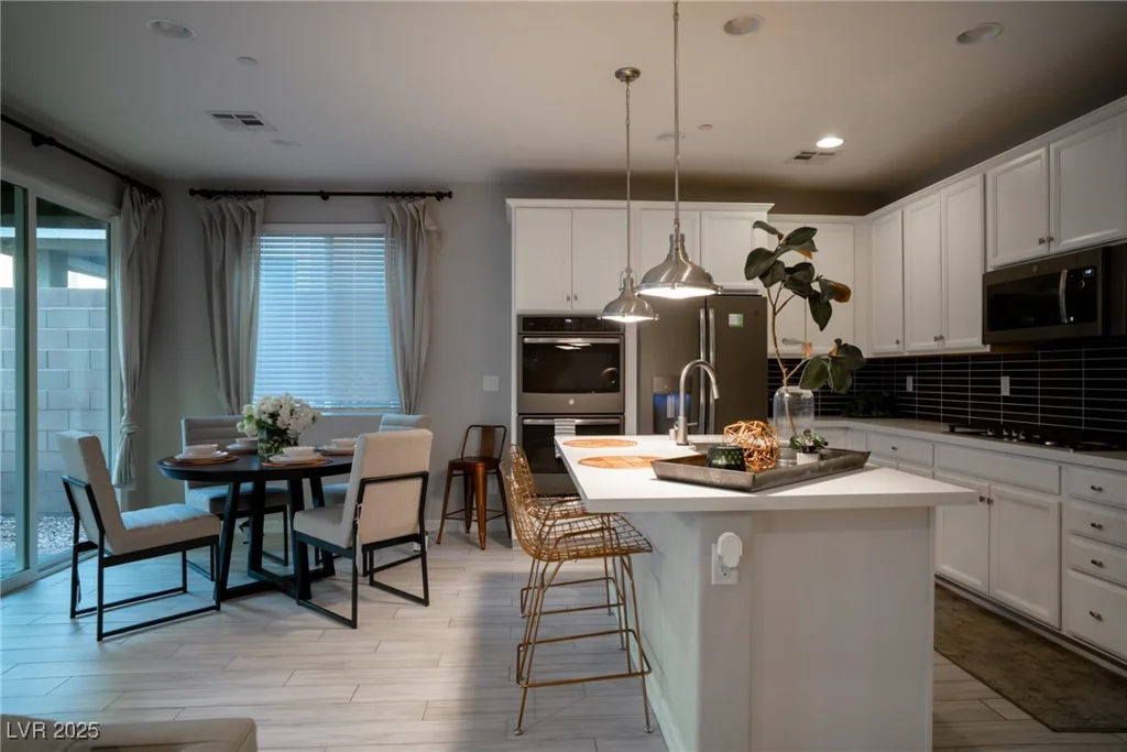 343 Cadence Vista, Henderson, NV 89011
