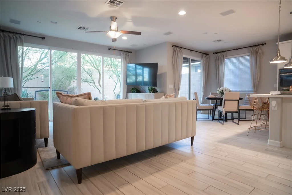 343 Cadence Vista, Henderson, NV 89011