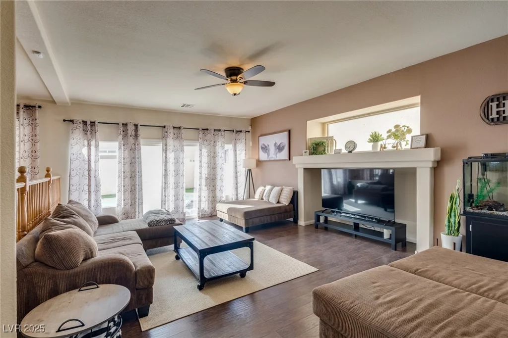 865 Eureka Falls, Henderson, NV 89052