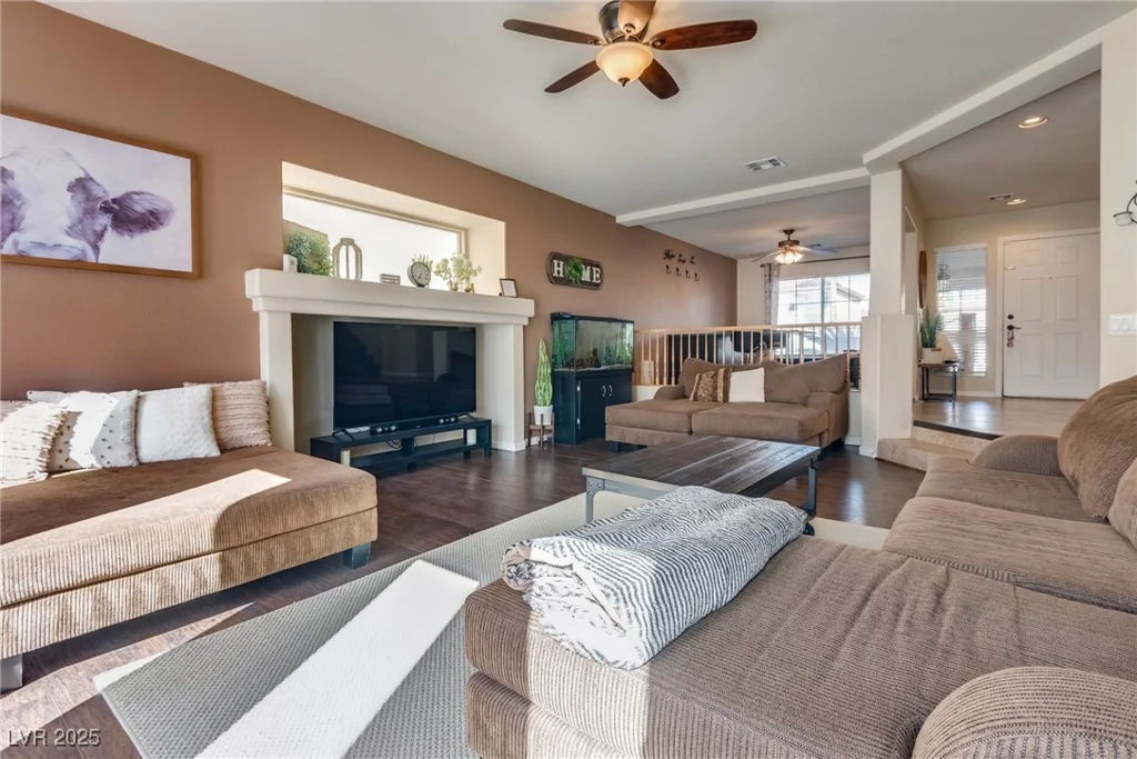 865 Eureka Falls, Henderson, NV 89052