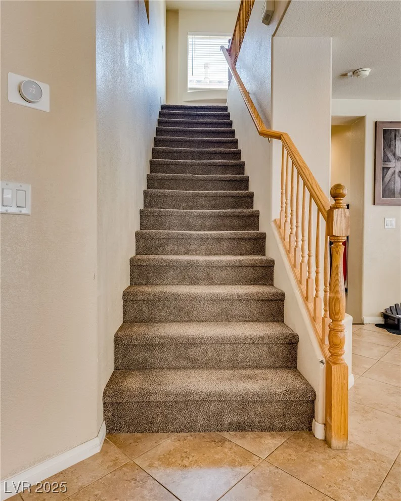 865 Eureka Falls, Henderson, NV 89052