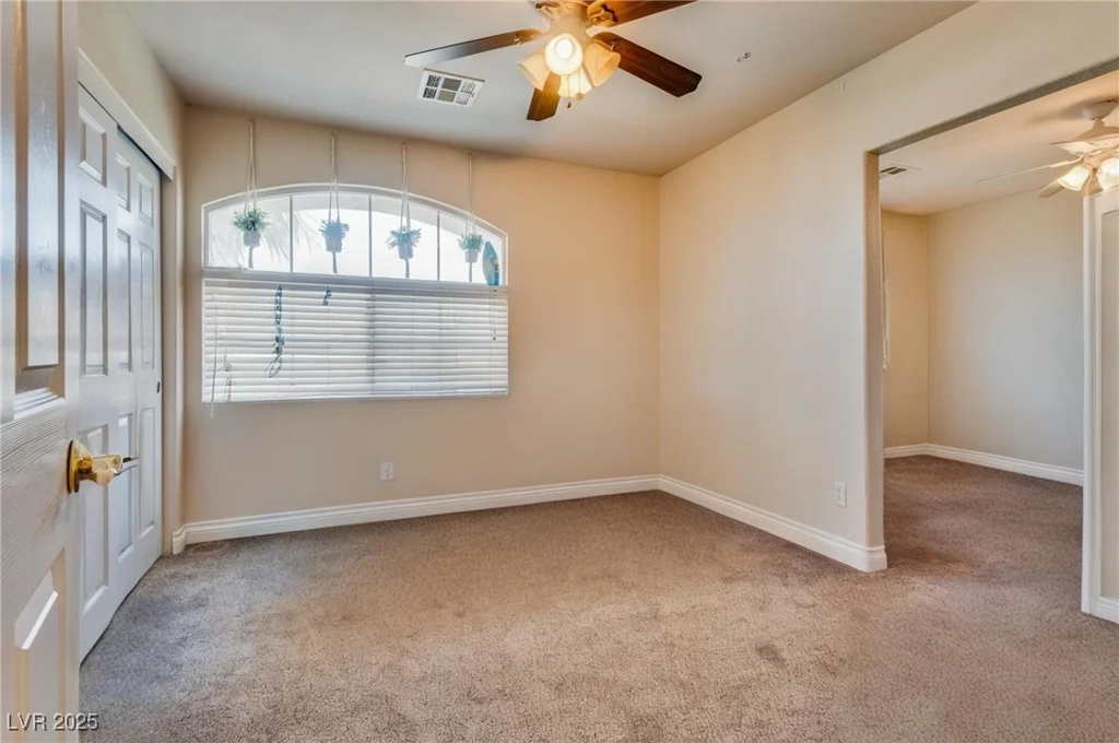865 Eureka Falls, Henderson, NV 89052
