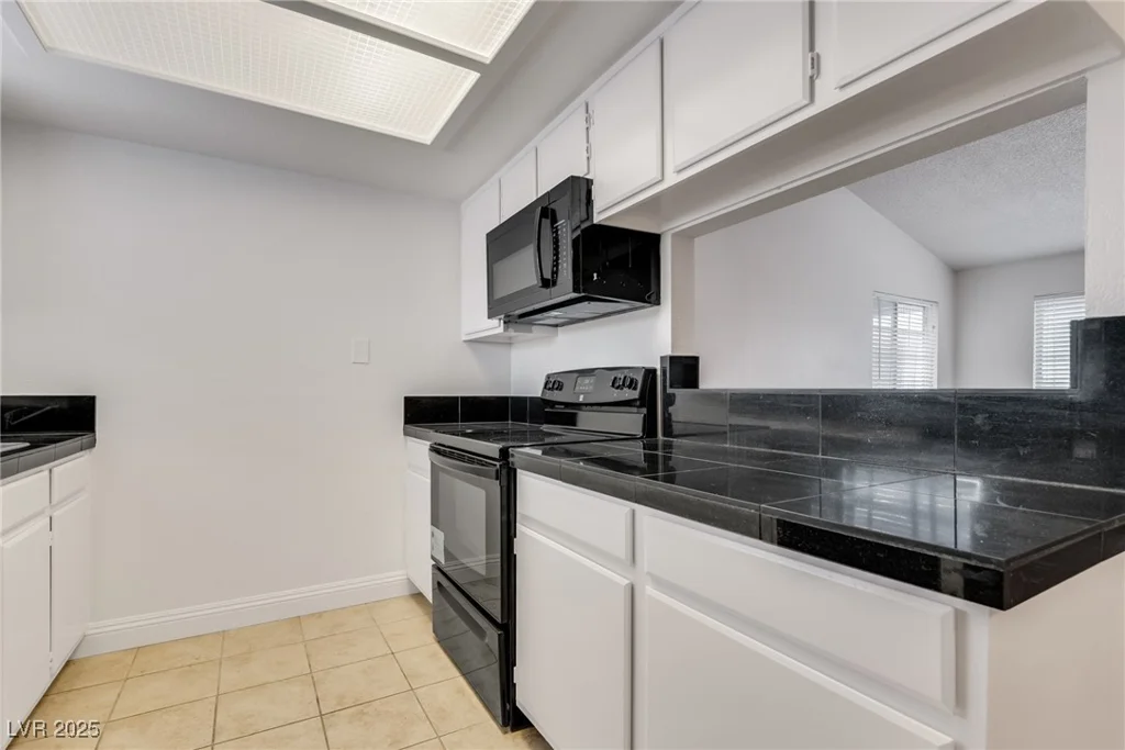5340 Silvermist, Las Vegas, NV 89122
