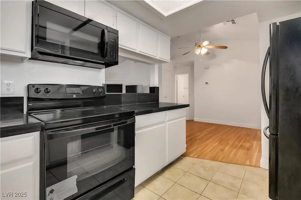 5340 Silvermist, Las Vegas, NV 89122