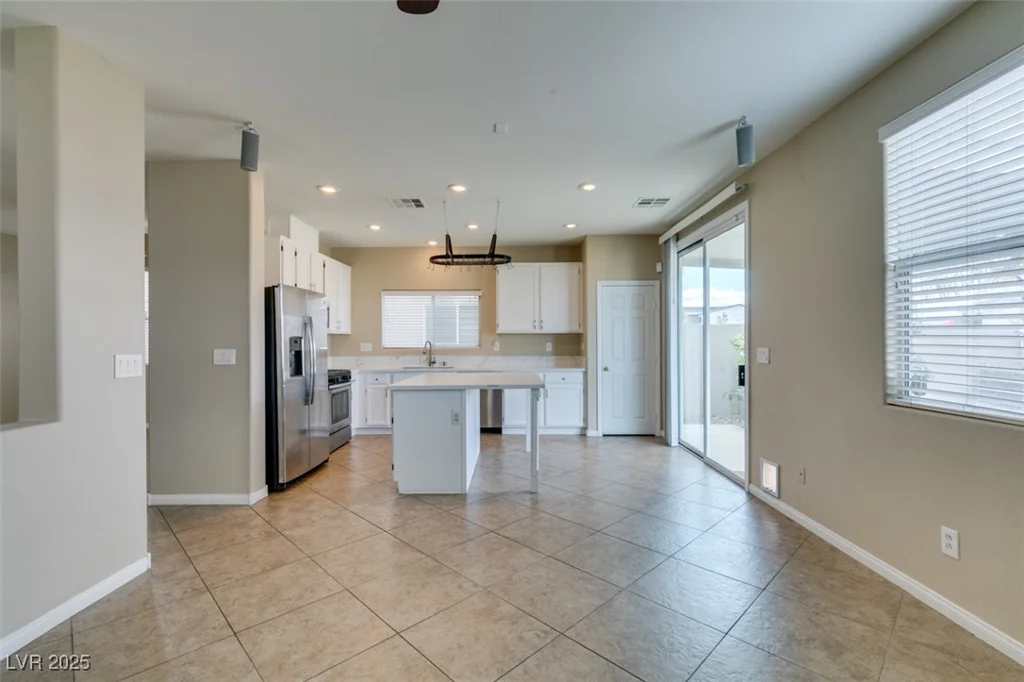 9529 Windsor Forest, Las Vegas, NV 89123