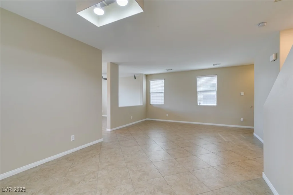 9529 Windsor Forest, Las Vegas, NV 89123