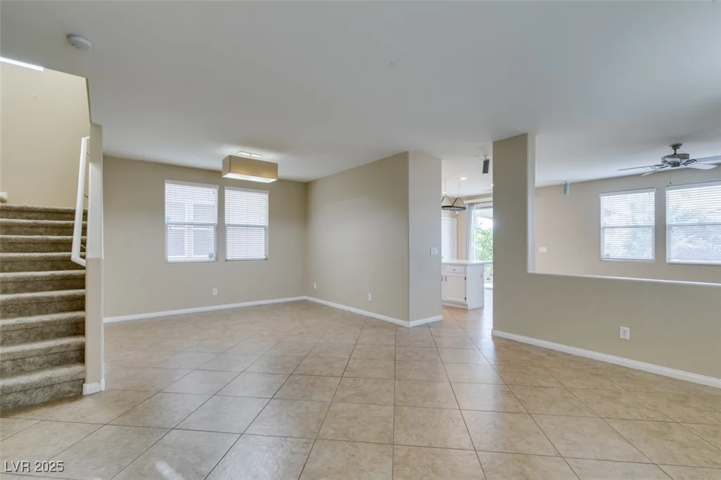 9529 Windsor Forest, Las Vegas, NV 89123