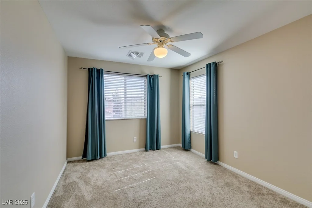 9529 Windsor Forest, Las Vegas, NV 89123