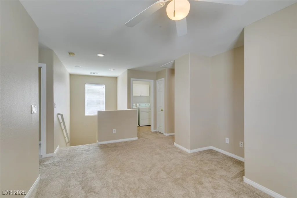 9529 Windsor Forest, Las Vegas, NV 89123