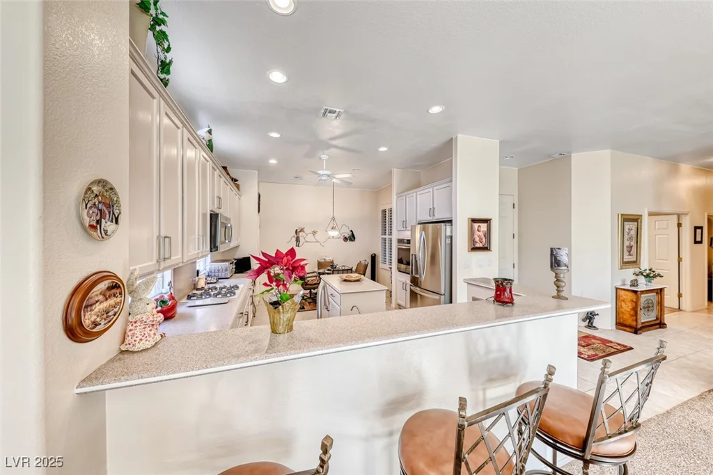 2069 King Mesa, Henderson, NV 89012