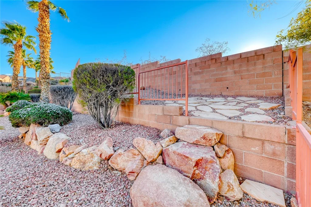 2069 King Mesa, Henderson, NV 89012