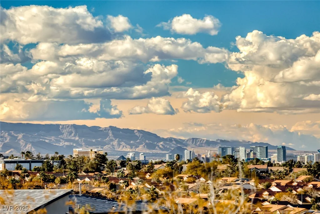 2069 King Mesa, Henderson, NV 89012