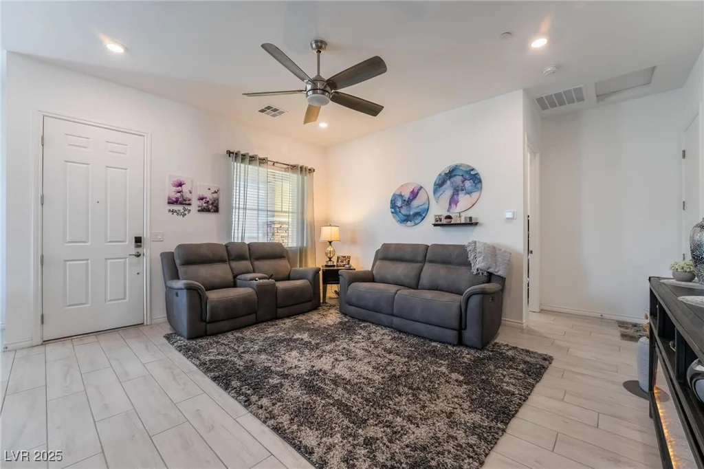 794 Sunny Sagebrush, Henderson, NV 89011