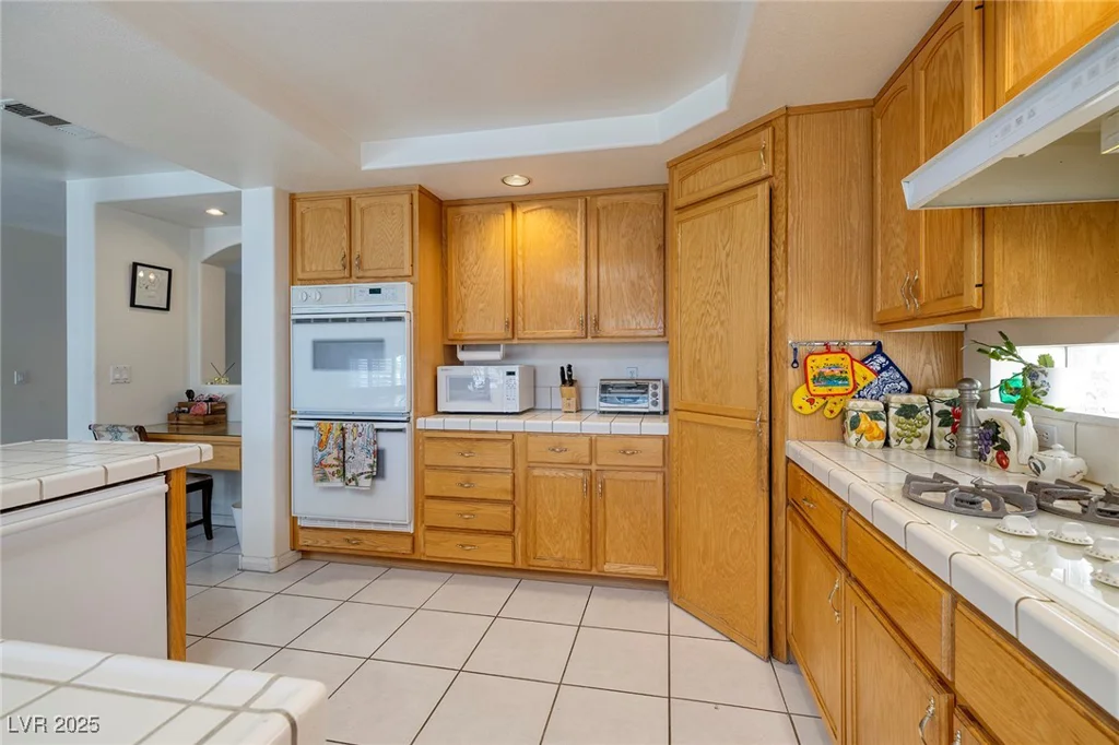 13 White Tail, Henderson, NV 89074