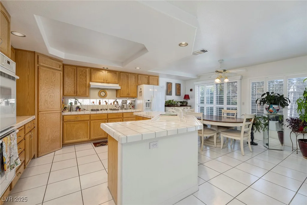 13 White Tail, Henderson, NV 89074
