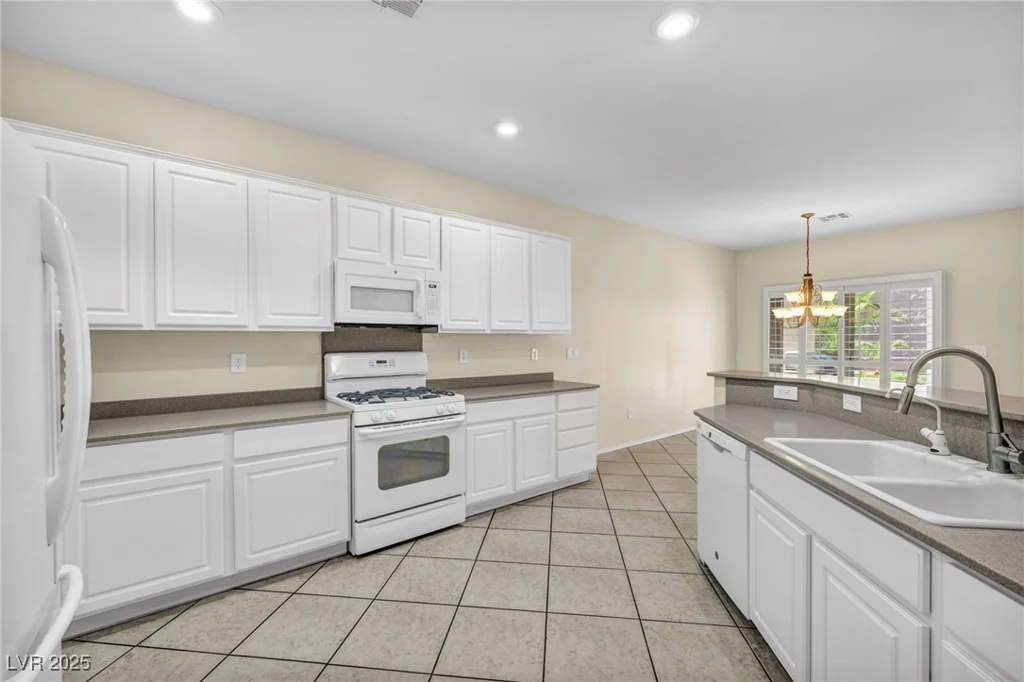2119 Lewiston, Henderson, NV 89044