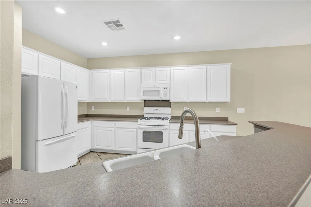 2119 Lewiston, Henderson, NV 89044