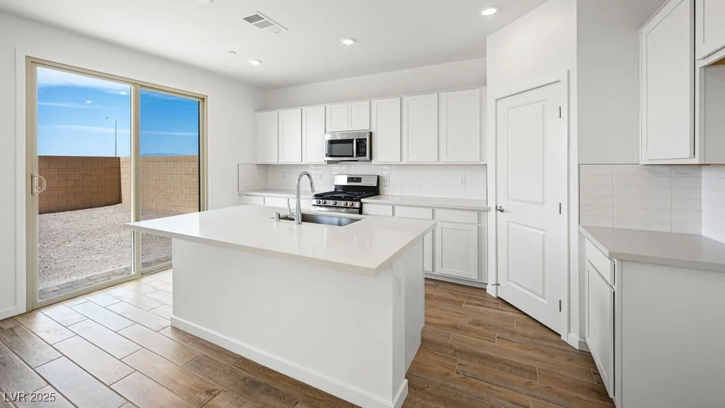 637 Water, Henderson, NV 89015