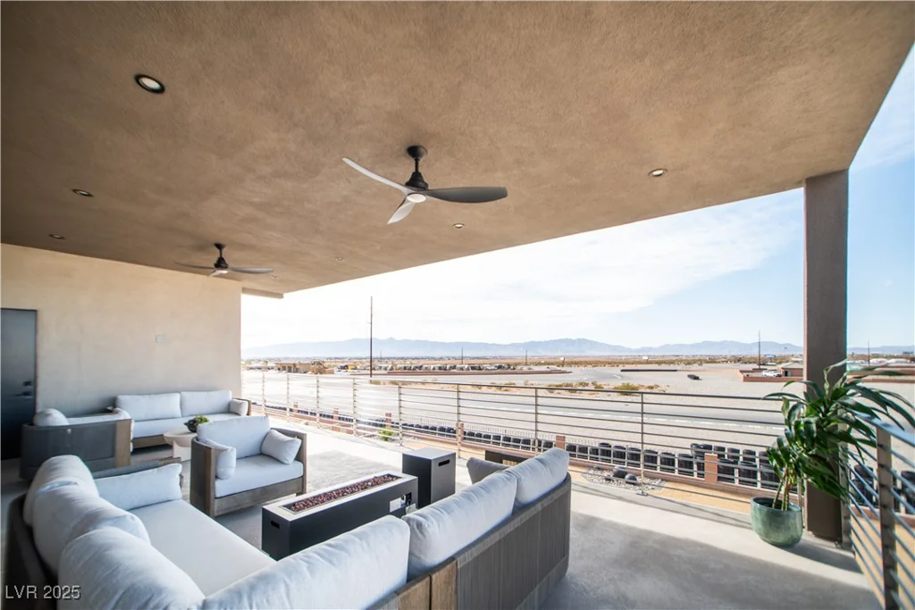 3530 Spring Mountain Blvd, Pahrump, NV 89048