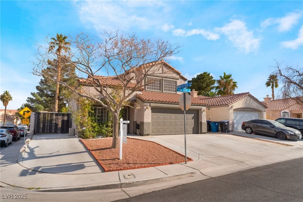 4938 Via Luis, North Las Vegas, NV 89031