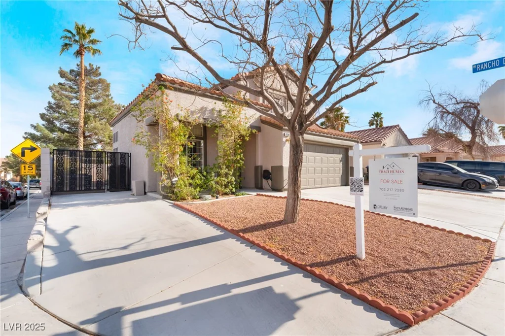 4938 Via Luis, North Las Vegas, NV 89031