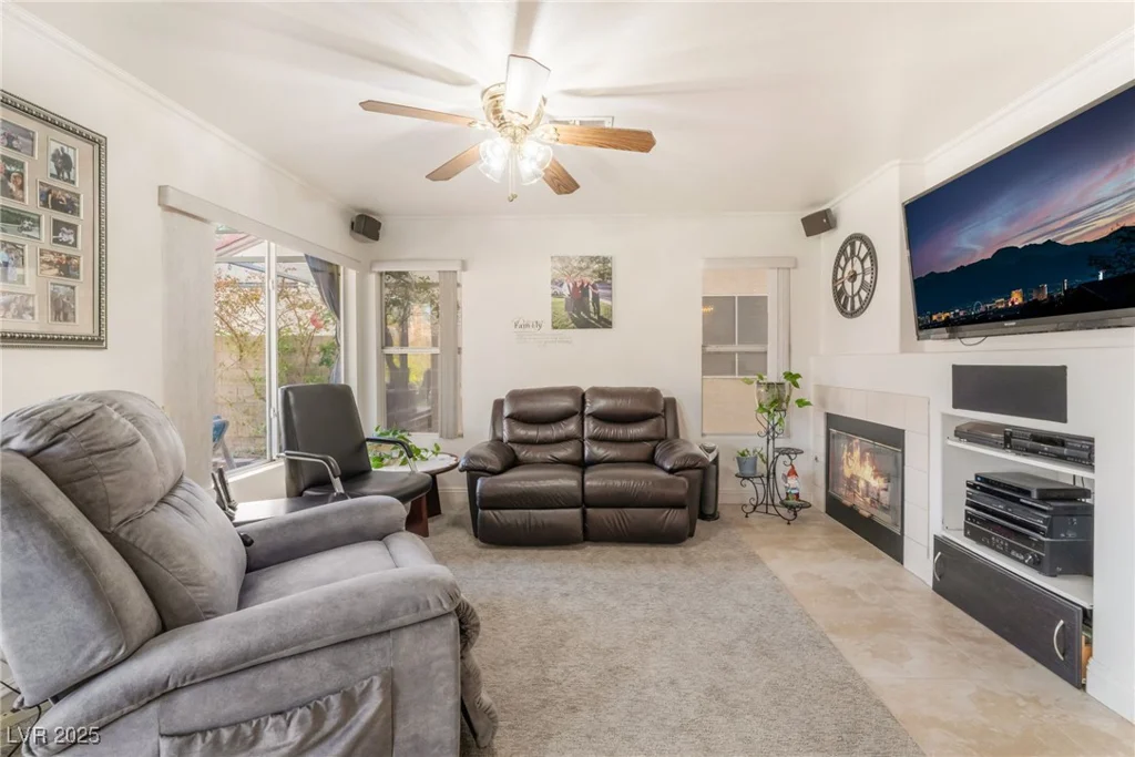 4938 Via Luis, North Las Vegas, NV 89031