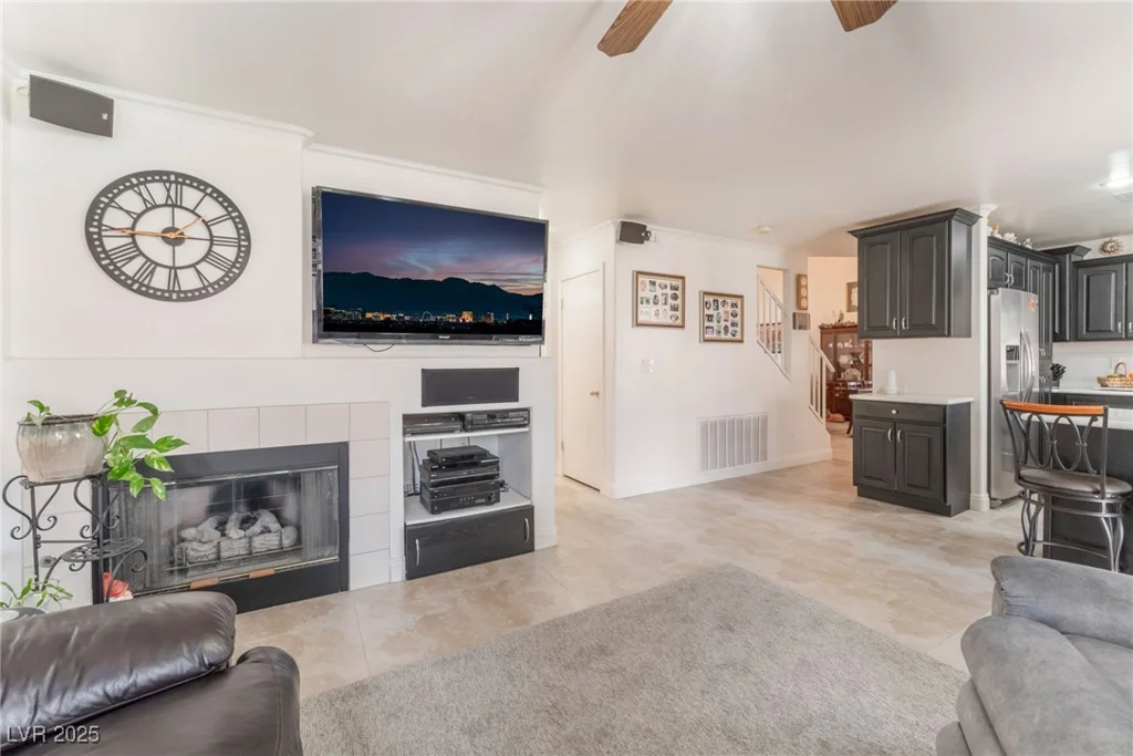 4938 Via Luis, North Las Vegas, NV 89031