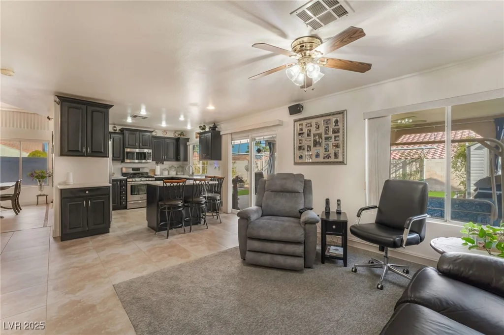 4938 Via Luis, North Las Vegas, NV 89031