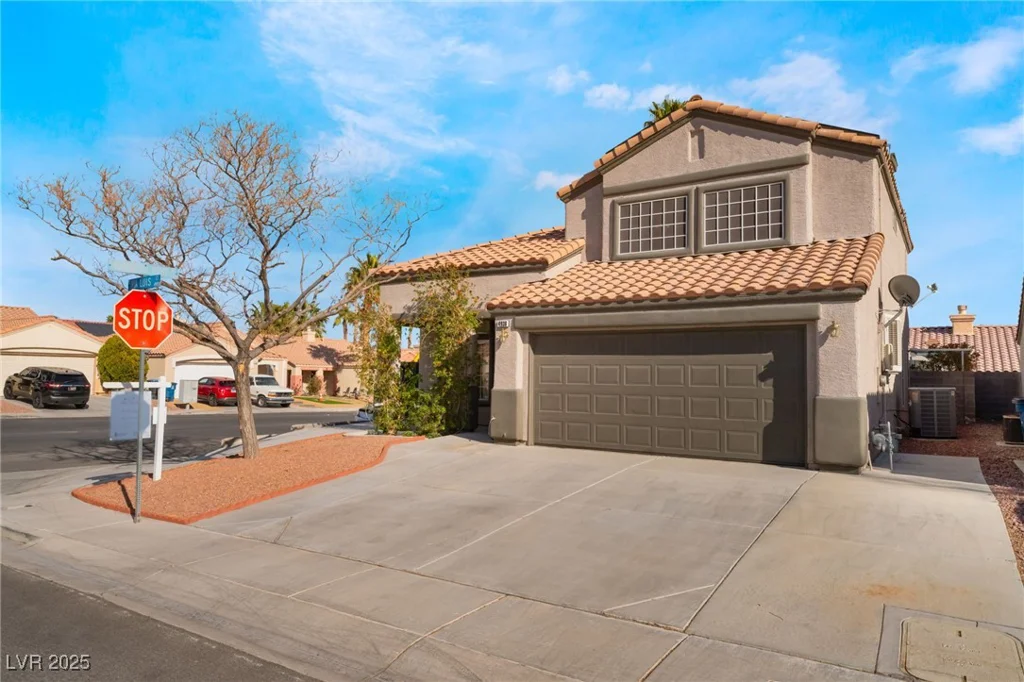 4938 Via Luis, North Las Vegas, NV 89031