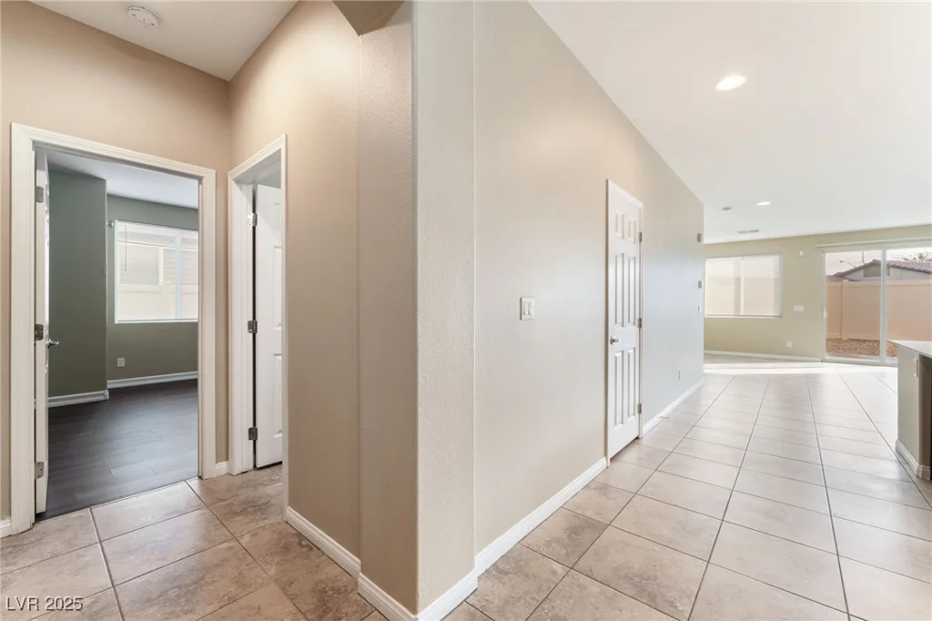 5648 Alitak Bay, North Las Vegas, NV 89081
