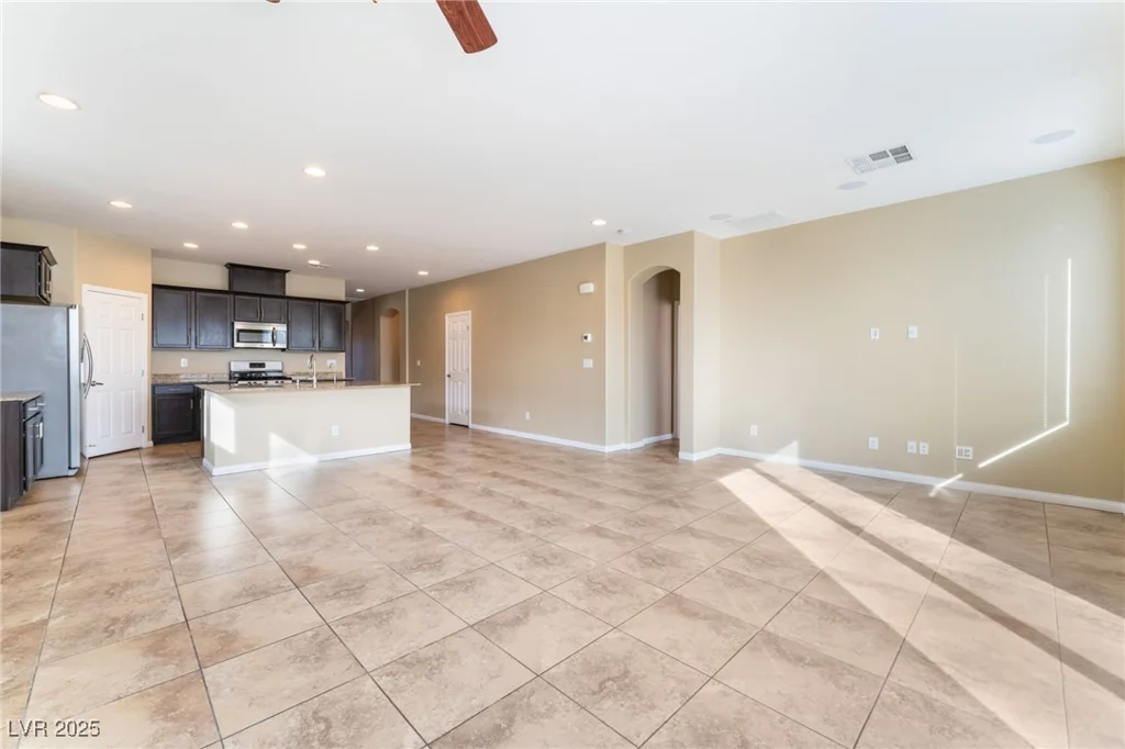 5648 Alitak Bay, North Las Vegas, NV 89081