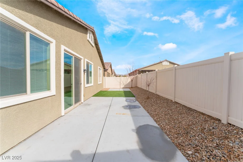 5648 Alitak Bay, North Las Vegas, NV 89081