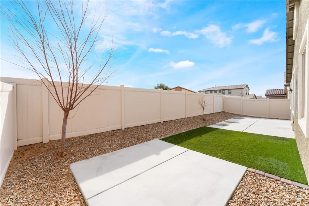 5648 Alitak Bay, North Las Vegas, NV 89081