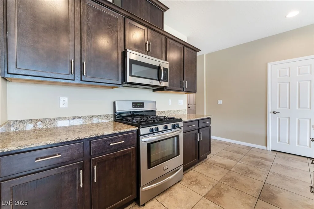 5648 Alitak Bay, North Las Vegas, NV 89081