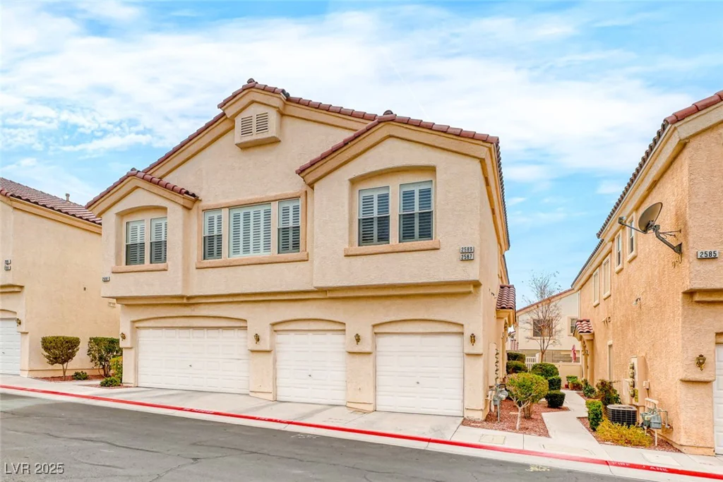 2589 Velez Valley, Henderson, NV 89002