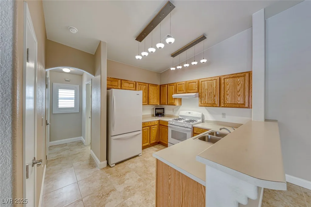 2589 Velez Valley, Henderson, NV 89002