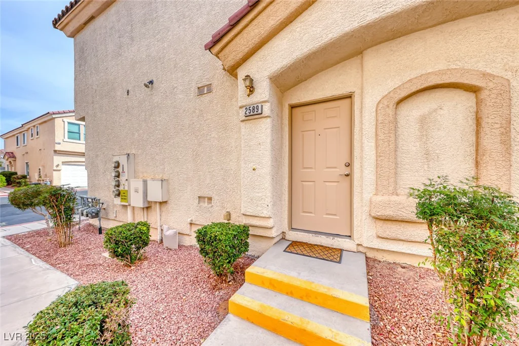 2589 Velez Valley, Henderson, NV 89002