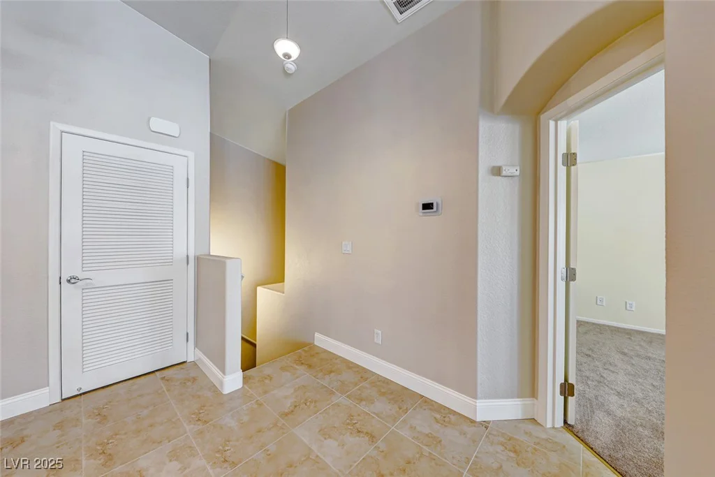 2589 Velez Valley, Henderson, NV 89002